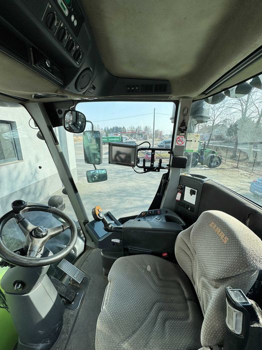 Ciągnik rolniczy Claas Xerion 3300