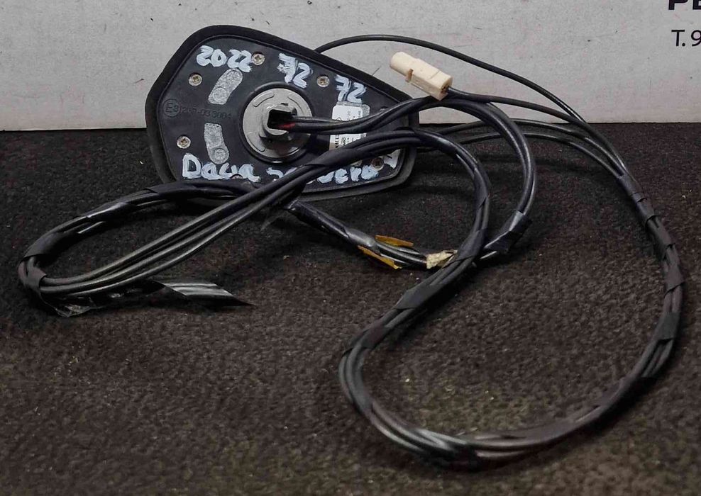 Antena 282168032R - DACIA SANDERO III