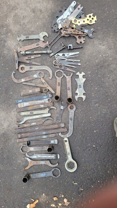 Ключи для  мото техники .