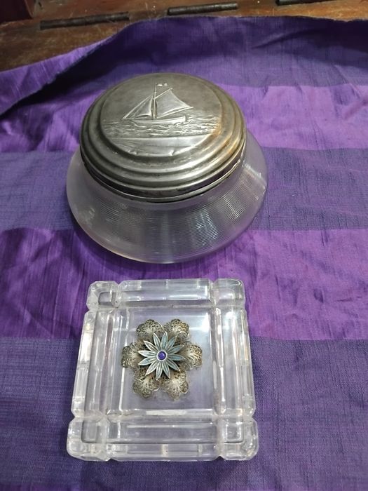 Duas caixas de vidro,cristal e prata antigas