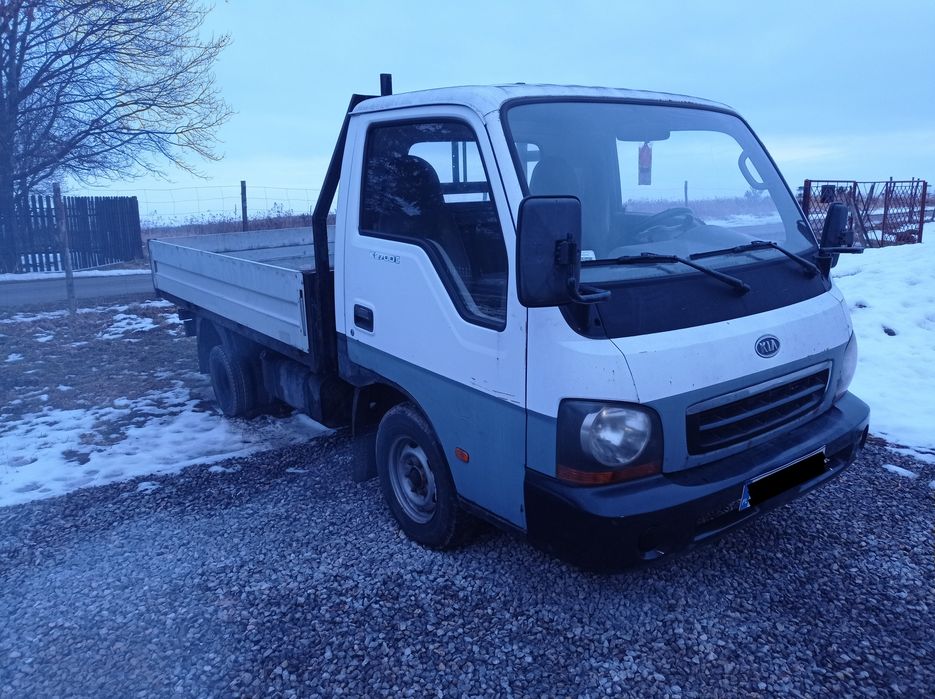 Chłodnica wody Kia K2700, K2500