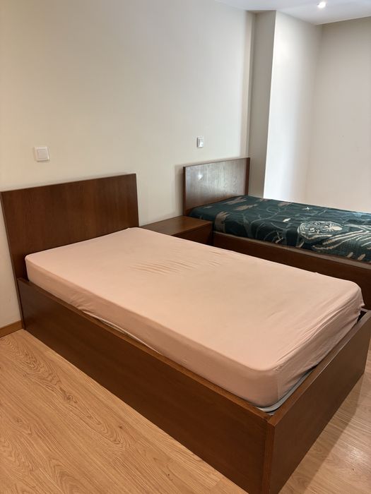Conjunto de 2 camas solteiro