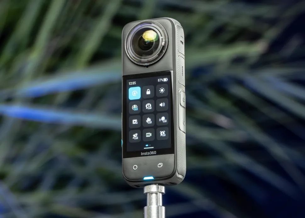 Insta360 X4 | Компактна 360° камера з 8K