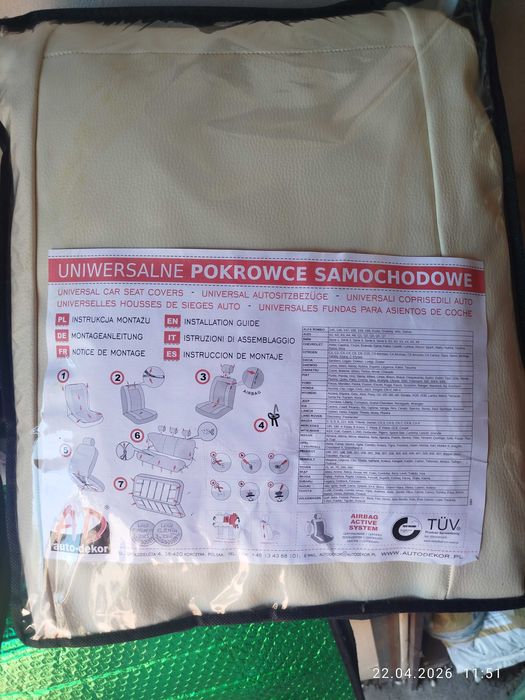 Pokrowce samochodowe