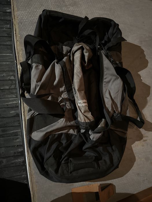 Torba walizka na kółkach renomowanej firmy