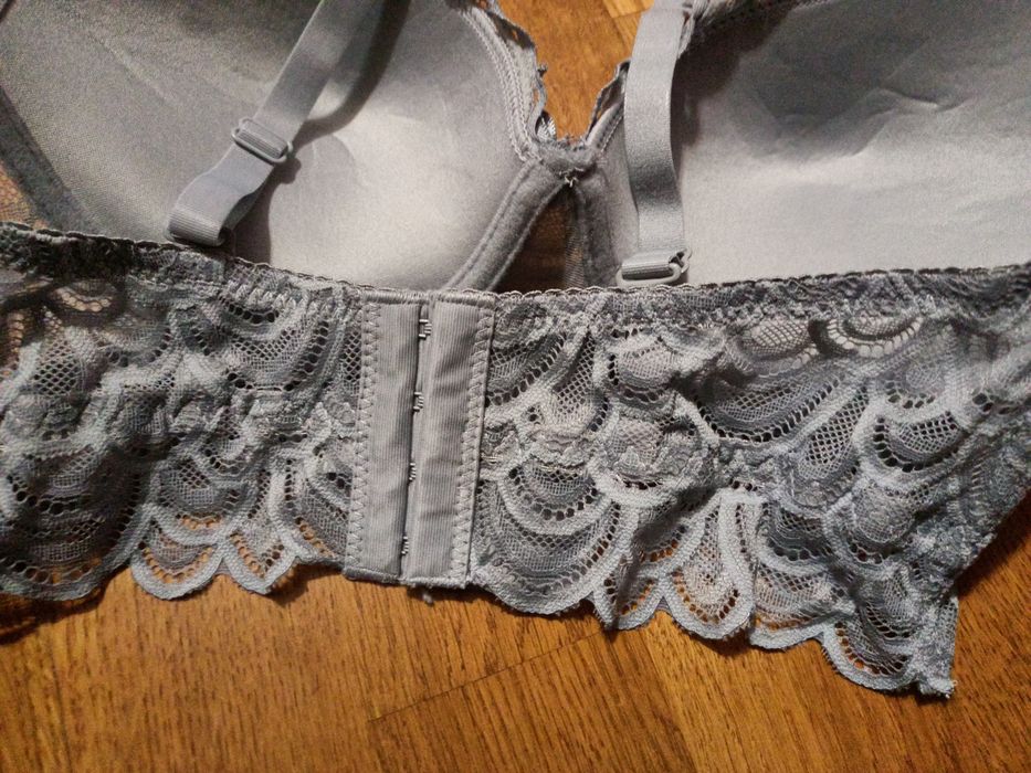 Nowy biustonosz 75 C szary bralet koronka