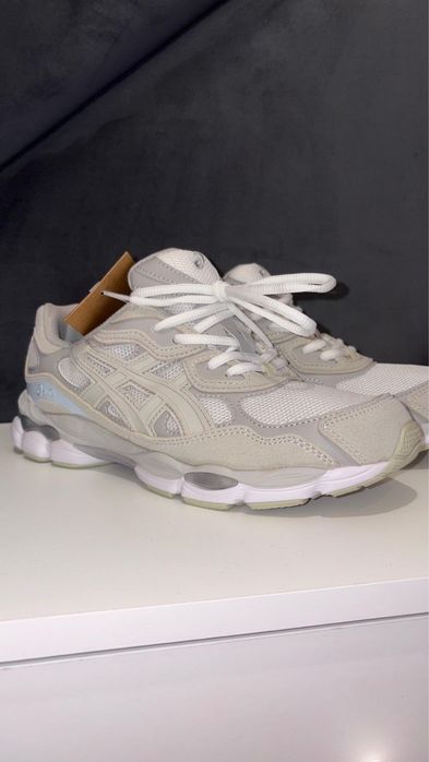 Asics NYC gel com caixa