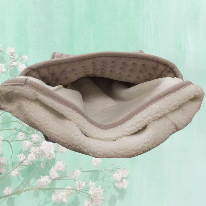 Ogrzewacz stóp, elektryczny but z pilotem z LCD Adler AD 7432