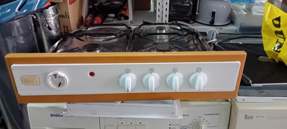 Placa teka em excelente estado