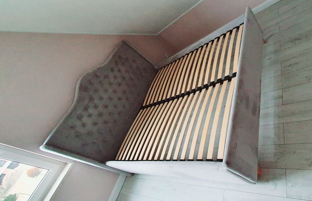 Łóżko welurowe szare 200x220