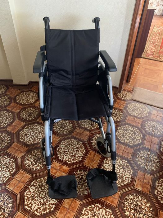 Cadeira de rodas em alumínio “Eurochair 2 pro”