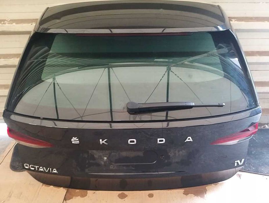 крышка багажника кришка багажник кляпа задний комплект бампер skoda octavia IV a8 октавія а8 разборка шрот