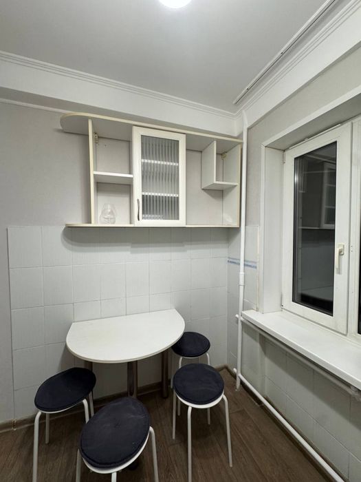 Чудова 1-кімнатна квартира (45м2) по вул. Кирилівська 115/2, Куренівка