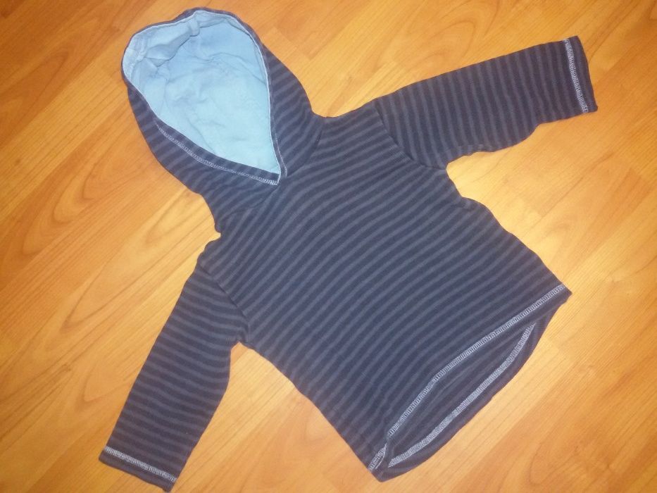 Свитер кофта