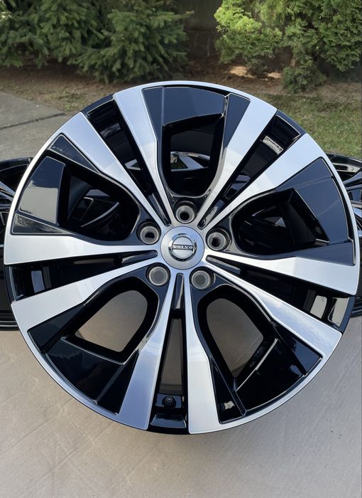 Диски Volvo XC60, XC40 R18 оригінал