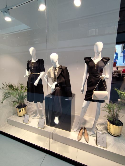 podesty ekspozycyjne, podest na witrynę, podest pod kwiaty