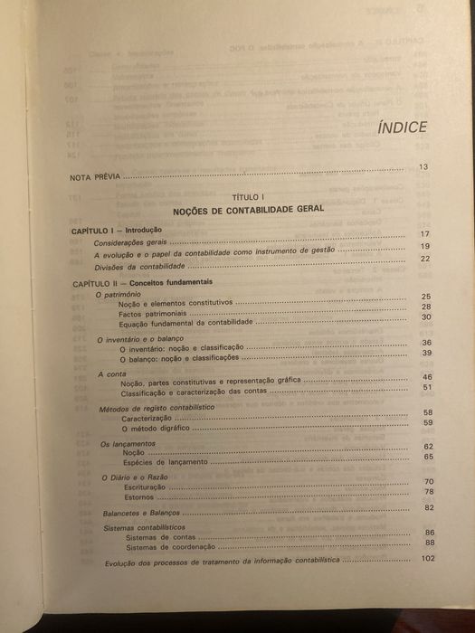 Livro de contabilidade