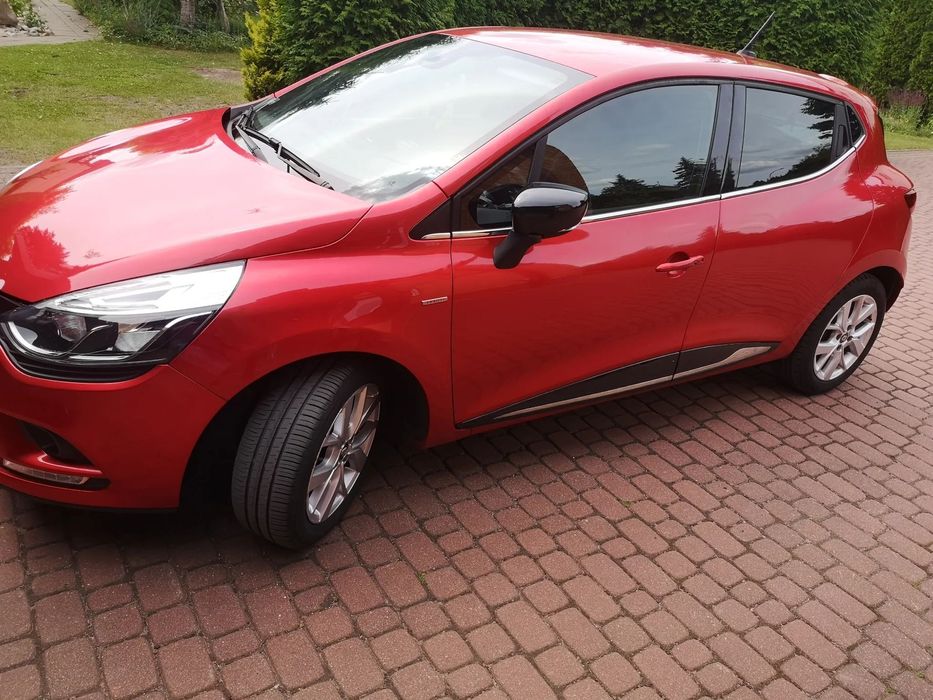 Renault Clio Salon PL, bezwypadkowy, stan dobry, serwisowany.
