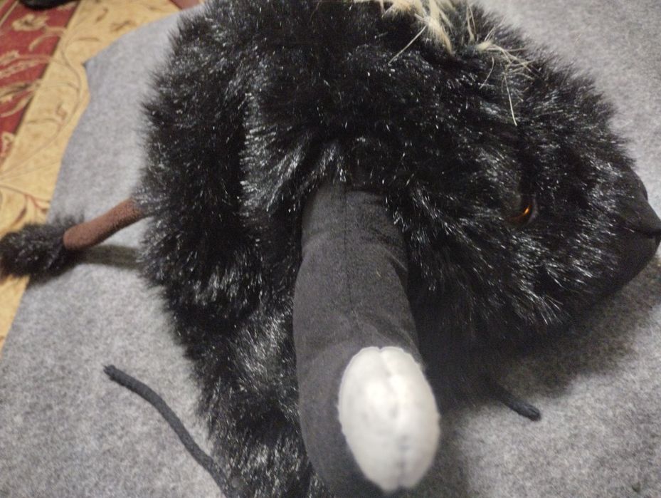 Карнавальная шапка "Черный буйвол"