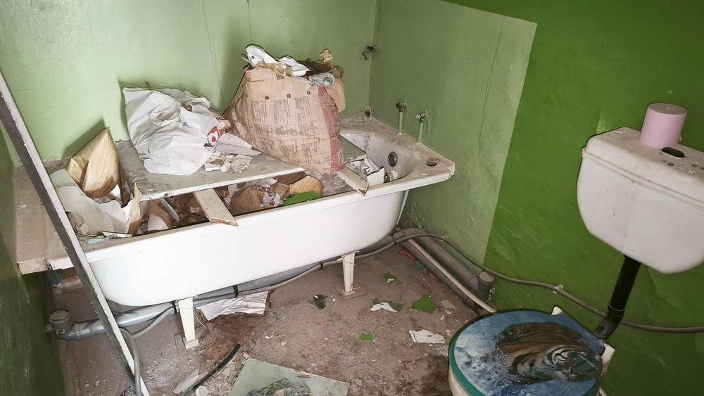 Продається 2-кім. квартира з автономним опаленням в цегляному будинку по вул.Б.Хмельницького, 43 в м.Калуш