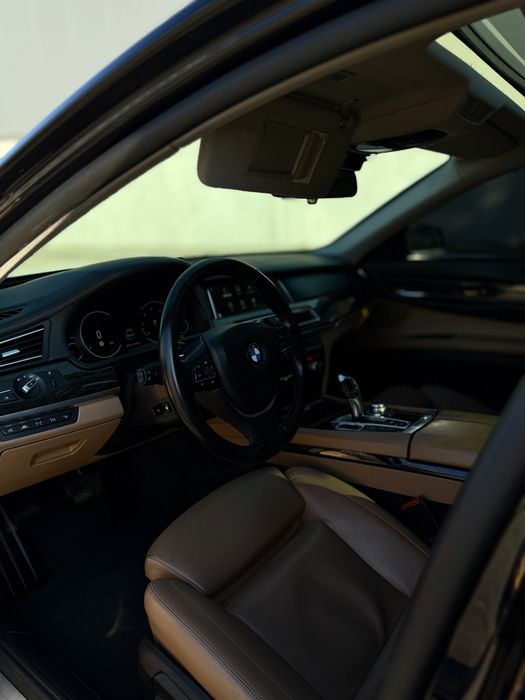 BMW 750ldx m50d 2012 3.0 дизель