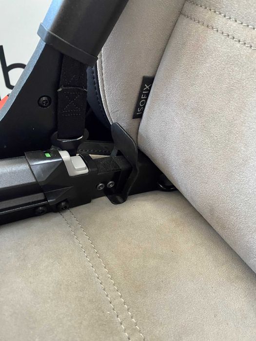 Adaptery do ISOFIX w samochodzie