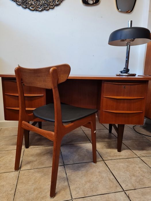Biurko tekowe,wolnostojące,duński design,Dania lata 60/70,Mid century