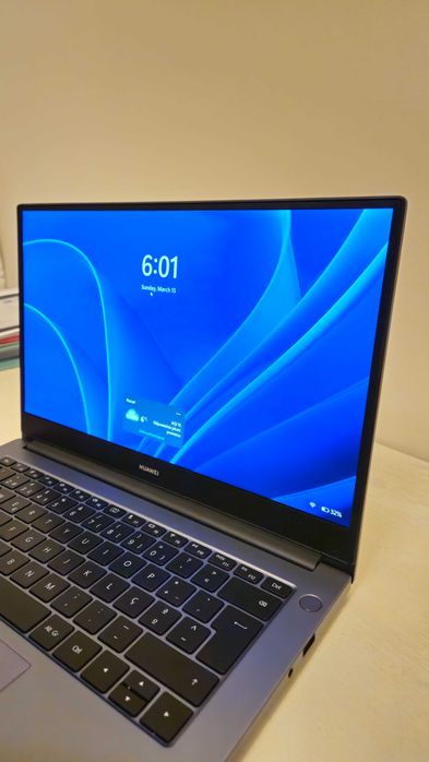 Huawei MateBook D14 i5 8GB 512GB SSD – idealny do pracy i nauki
