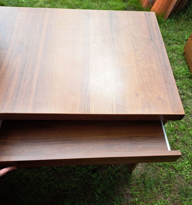 Narożne biurko z nadstawką, ladą, biurko - recepcja