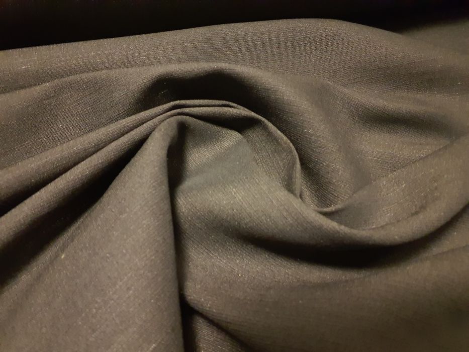 Sztywnik czarny szer.160 cm.bez kleju