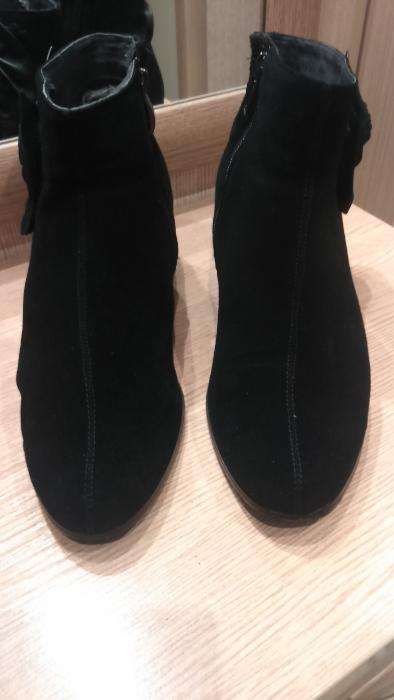 Ботинки демисезонные черные