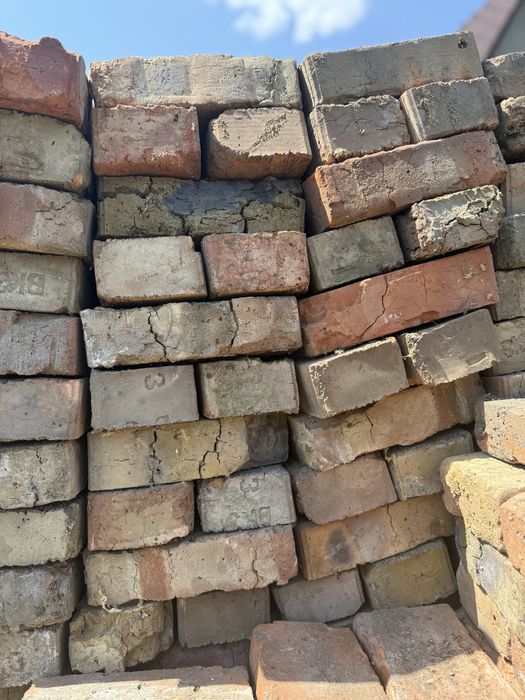 Кирпич цегла червоний новий