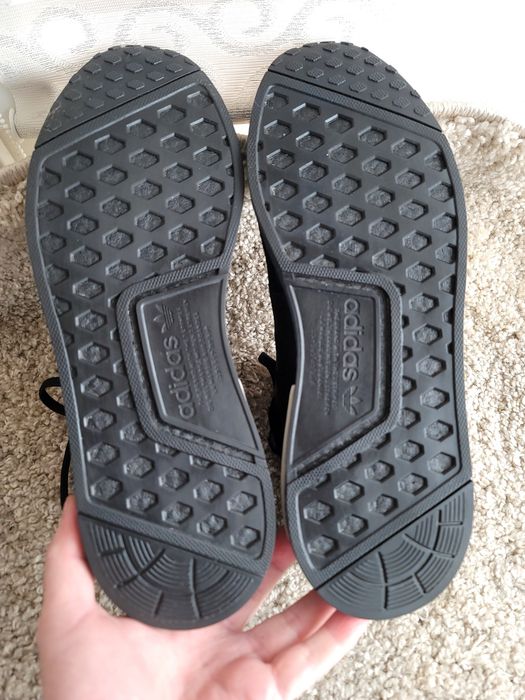 ADIDAS NMD R1 р 46-47  Оригінал! Бігові кросівки кроссовки