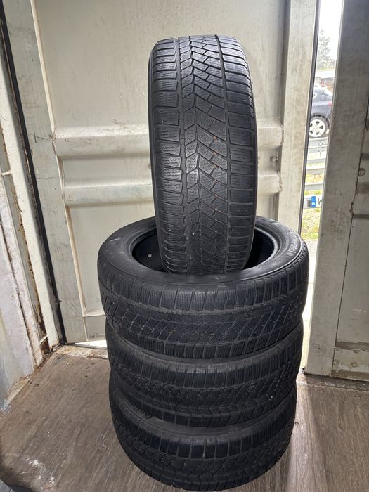Continental ContiWinterContact TS 830 P 225/50 R18 99 V XL RUN FLAT *