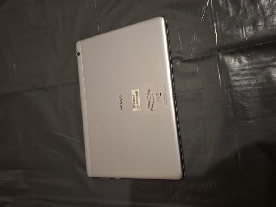 Планшет Huawei AGS-W09