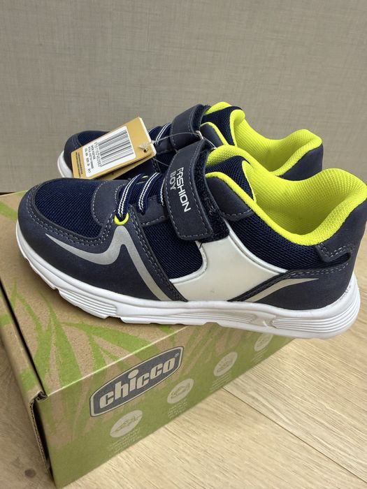 Нові кросівки Chicco дитячі розмір 29