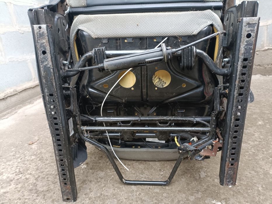 Автомобильные сиденья