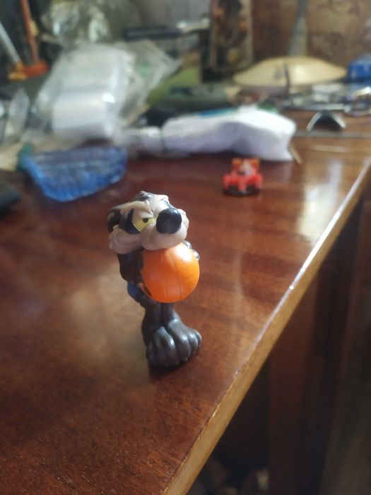 Space Jam Road Runner McDonalds Happy Meal 2020 Койот