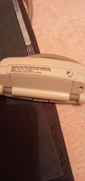 Тонометр AND UA-704 полуавтомат ,Японія.Танометр.
