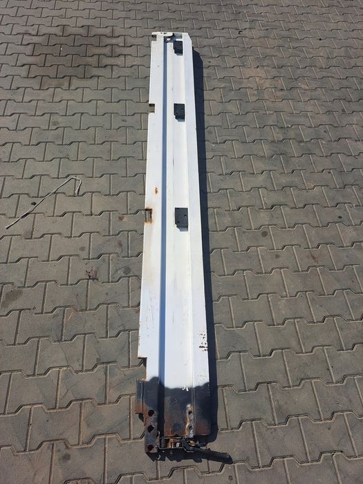 Słupek Drzwi Prawy tył Naczepy Przyczepy Krone