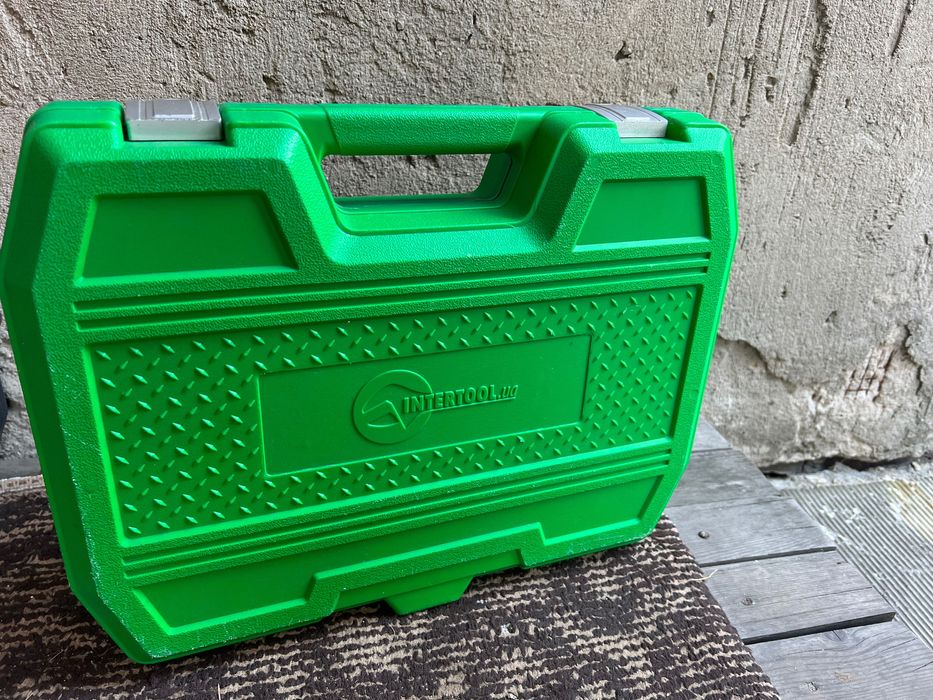 Набір інструменту, трещотка головки 108шт Intertools