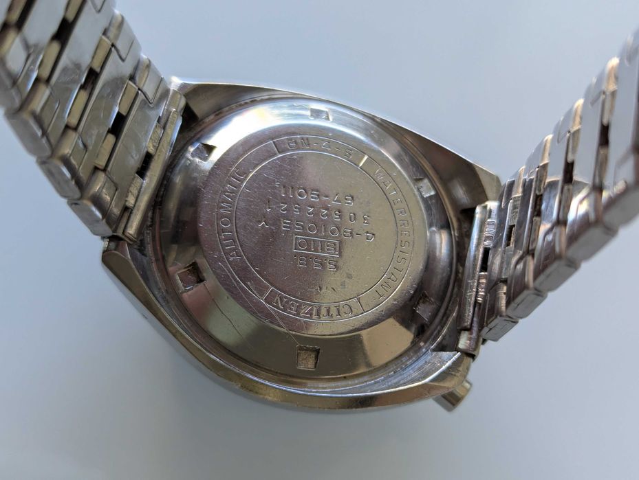 Citizen 8110 Bullhead 23 Jewels - Chronograph automatic (anos 70)