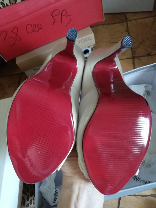 Szpilki wesele nity czerwona podeszwa r. 35
