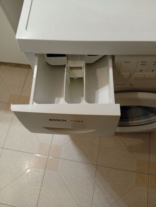 Стиральная машина пралка Bosch maxx 6кг