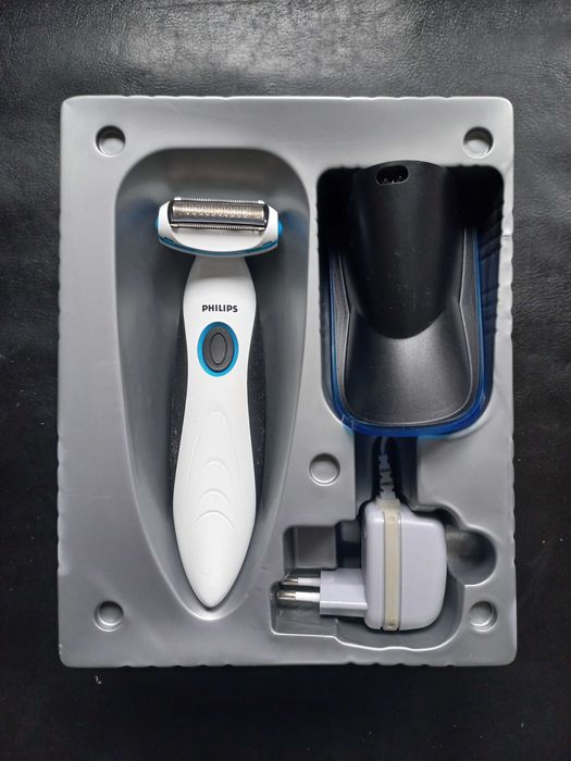 Aparador de corpo Philips.