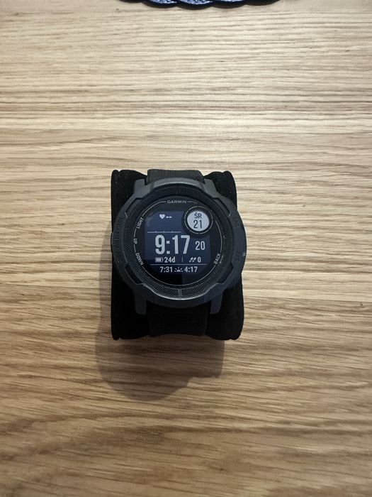 Smartwatch garmin instinct 2