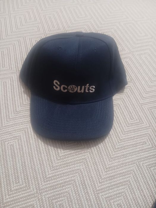 Vende-se roupa de escoteiros nunca usada