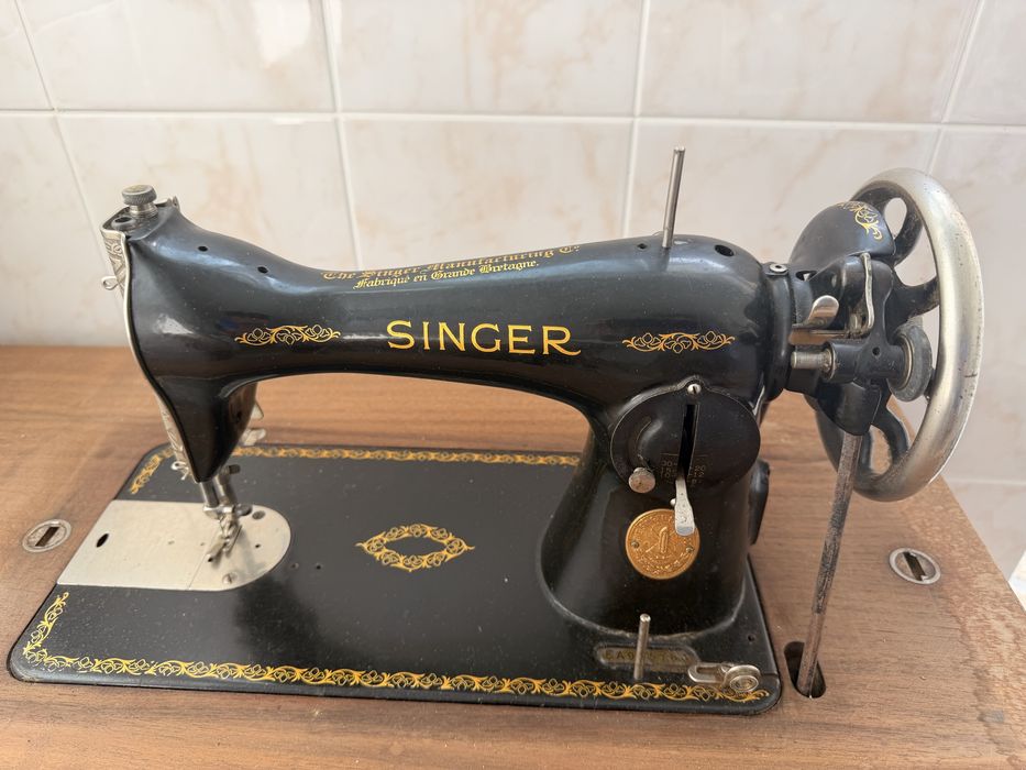 Máquina de costura Singer