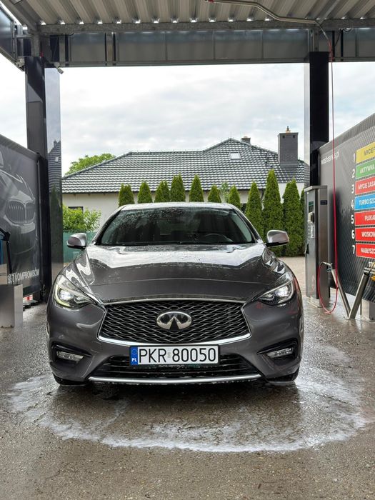 Infiniti Q30 , infiniti q30