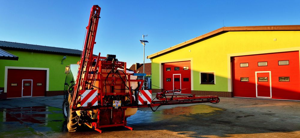 Opryskiwacz zawieszany Bargam